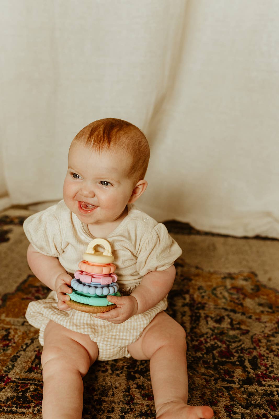 Wobble Stacker | Pastel