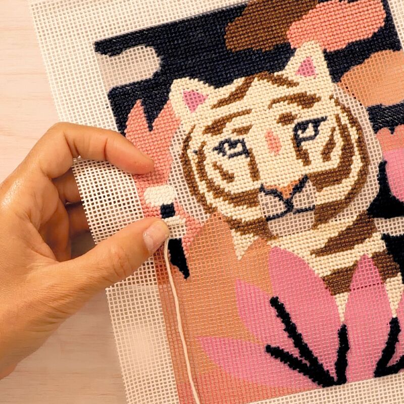Atelier 64 - Tiger Needlepoint Kit