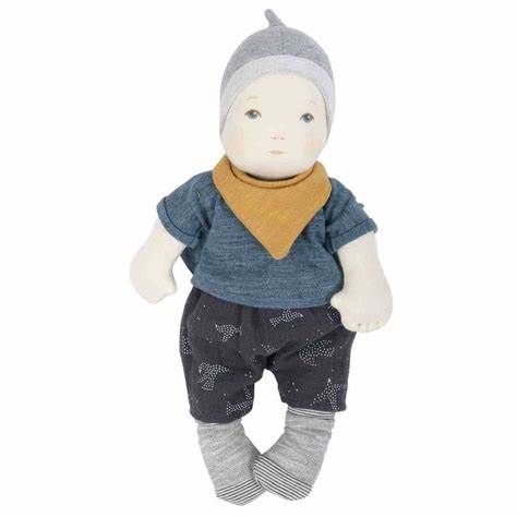 Les Bebes Doll & Carry Cot