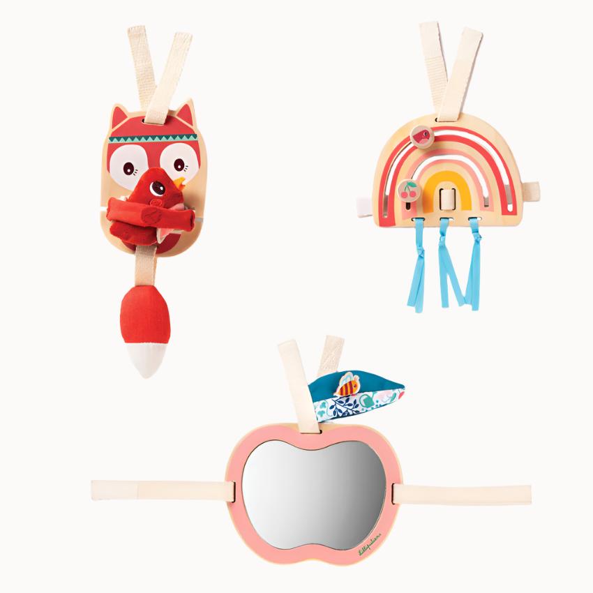 Alice Hanging Activity Set