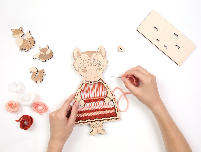 Dress-Up Doll Weaving Kit - Fox Sozo