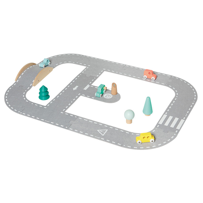 Road circuit  (Felt + Wood)