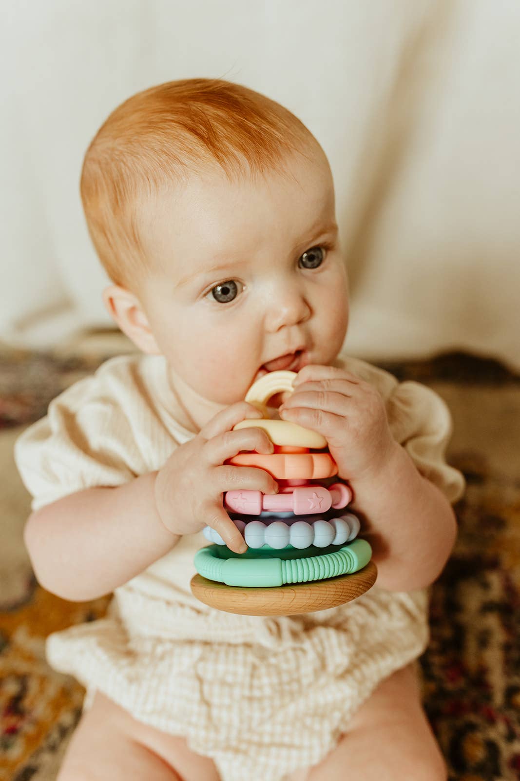 Wobble Stacker | Pastel