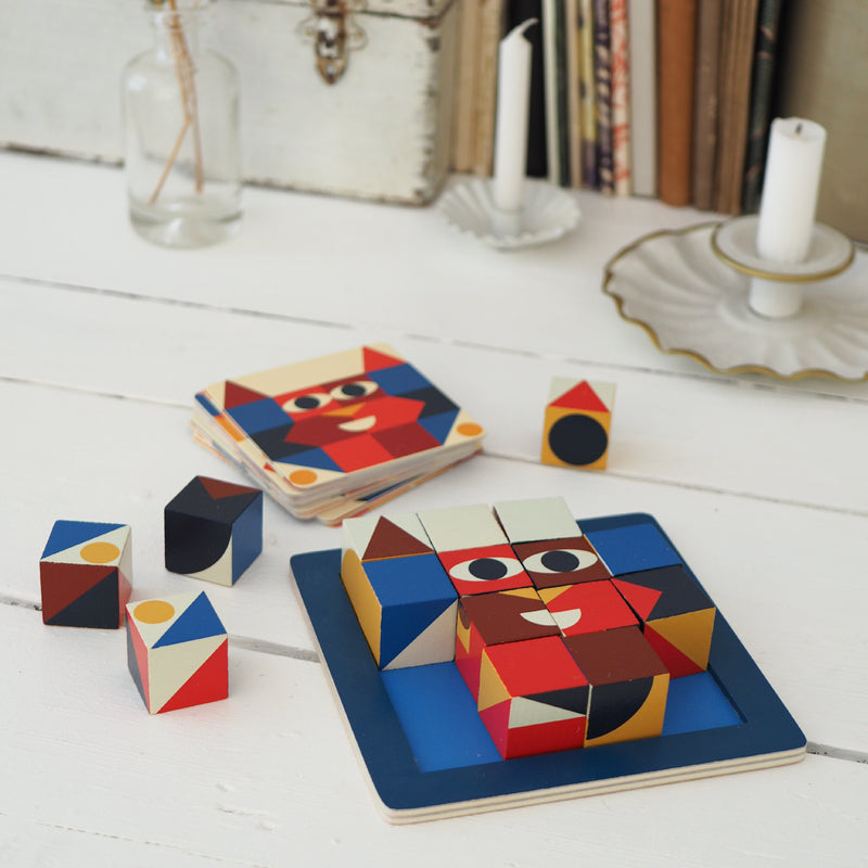 16 Cube Sologic Game