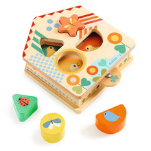 Djeco Cachaboom wooden shape sorting box