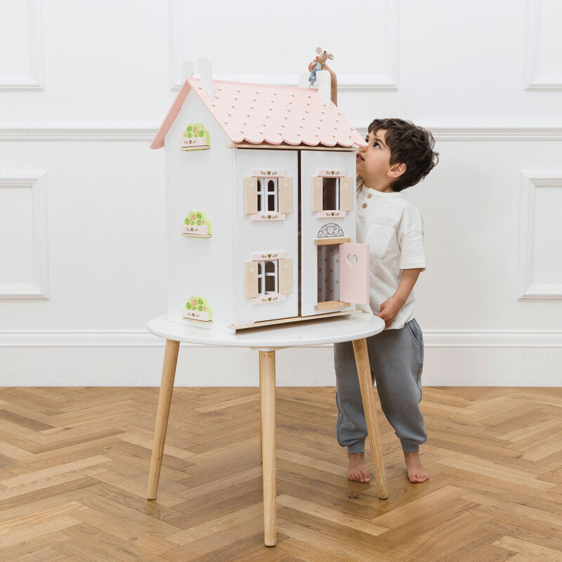 Rose Heart Doll House